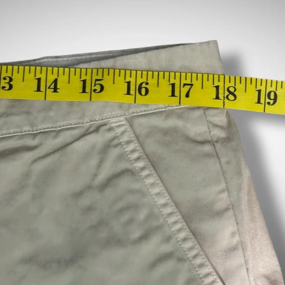 Chubbies Shorts Mens 32 Solid Beige 7 In Inseam Cotton Chino Preppy